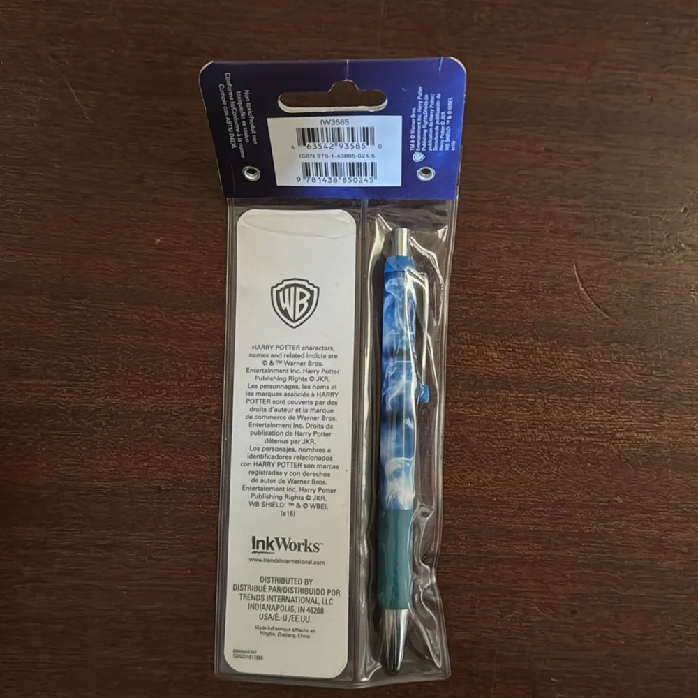 Harry Potter pen and bookmark set - Picture 2 of 2